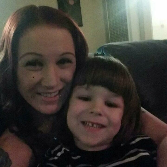 Meet your Posher, Ambassador II Meg B. - Picture 14 of 16